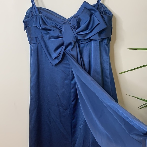 BCBGMaxAzria | Midnight Blue Satin Corset Bow Strapless Prom Wedding Dress 10 - Picture 12 of 17